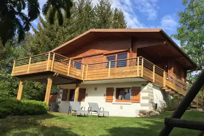 Image de 'Chalet Marie' in Gerardmer, Lake views, close to ski slopes, sauna.