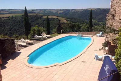Image de Maison isolée 12 pers à 30 mn d'Albi. Semaine du 5 au 12 juillet disponible!
