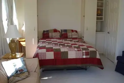 Image de Henry's HideaWay à Harpswell Efficacité pour 2 personnes Location du samedi au samedi
