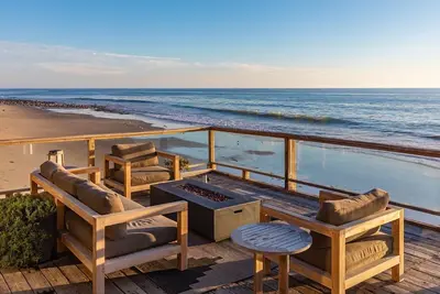 Image de Malibu Beach Home Surf & Plage privée sur sable privé DERNIÈRE Minute à valoir pour ce week-end