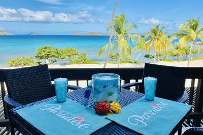 Image de Sapphire Sunrise, True 2 Bd / 2 Ba, Beachfront, Rénovations modernes luxueuses