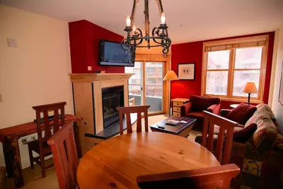 Image de Vues premium, Central River Run, près de Gondola Luxury 2br / 2ba Condo