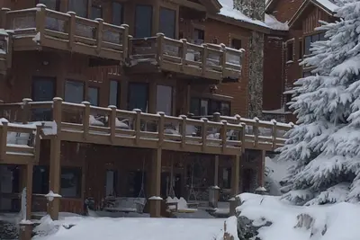 Image de Spectaculaire Southwind Accueil! Excellente ski in / ski out accès