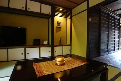 Image de Gion Kyuraku - Luxe traditionnel à Machiya dans la région de Gion / Kiyomizu! - Wifi gratuit