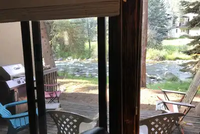 Image de Un excellent rapport qualité / prix: sur Gore Creek, vues magnifiques, calme, bus gratuit, Wi-Fi