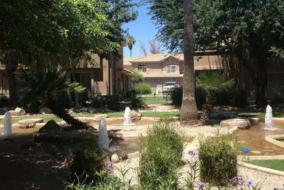 Image de Valorisé 2 Chambres / 2 salles de bains appartement sur Ground Level (Non-fumeur, pas d'animaux)