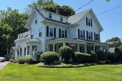 Image de Belle maison du capitaine de la mer w Central A / C-promenade à Craigville Beach