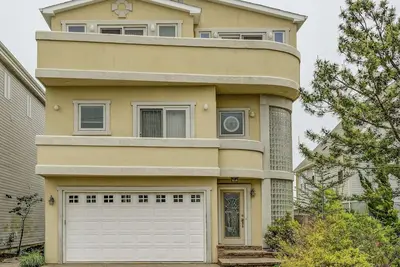 Image de Vrai plage, Vue mer, Maison de luxe avec ascenseur!
