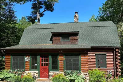 Image de Charmant Minocqua Area Log Home - 6 couchages - Au bord du lac Shishebogama