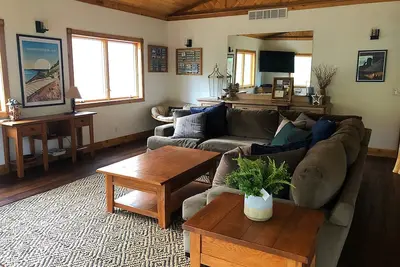 Image de Sleeping Bear Dunes Hidden Gem ~ Perfect Family Getaway!