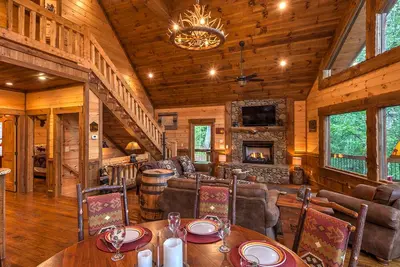 Image de 3 suites King ~ Cheminée extérieure ~ Amusement pour les enfants ~ Espace aventure Aska ~ Activités fluviales / de randonnée