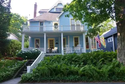 Image de Magnifiquement rénové Cottage victorienne dans historique Bay View
