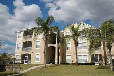 Image de Condo 3br / 2ba magnifiquement décoré à Windsor Palms