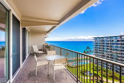 Image de Solde D'ÉTÉ! Le Whaler # 1174 vue sur la mer 1bd / 2ba