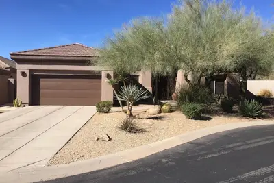 Image de Maison unifamiliale récemment rénovée à Terravita - Championnat de golf et de tennis