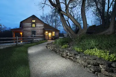 Image de Chalets romantiques, isolés, privés et rustiques