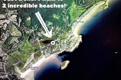 Image de Fabuleuse maison de vacances entièrement meublée entre Good Harbour Beach et Long Beach!