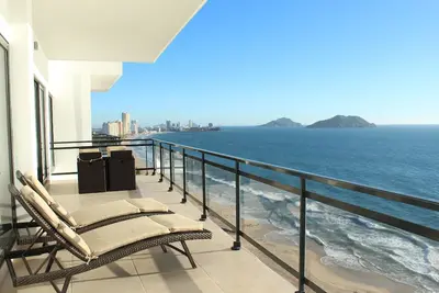 Image de Magnifique condo New Beach Ă Pearl Tower, Mazatlan