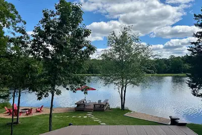 Image de Chalet 3br / 2Bath Innsbrook de luxe au bord du lac