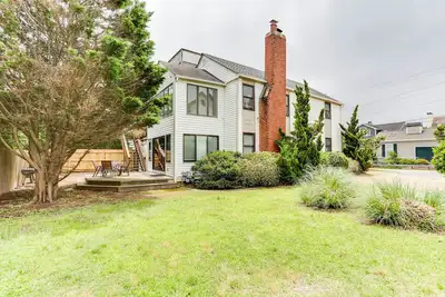 Image de Côté de l'océan, North End, au deuxième étage, condo 2 chambres.