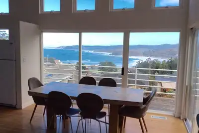 Image de Pedro Point Commanding Ocean View Home, 20 minutes au sud de Sf au paradis tranquille