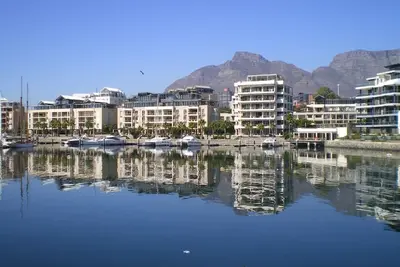 Image de Beautiful, safe two bed apartment V & A Waterfront Cape Town **** grading.