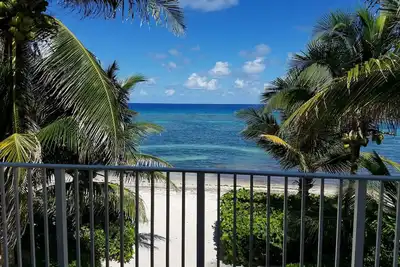 Image de Avis 5 étoiles! Escapade romantique, 3 lits, 3 joyaux de bain! Éloignez-vous de la foule!