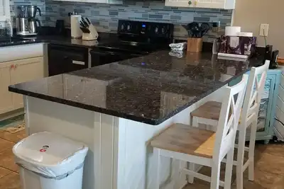Image de Vous allez adorer Sea Glass. Condo semi-bord de mer. À quelques pas de la plage. Draps gratuits