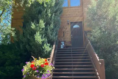 Image de Charmante maison sur Ski Hill Road avec bain à remous