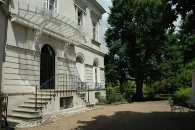 Ginkgo, gîte de Touraine, appartement duplex (3 étoiles) au milieu d'un jardin