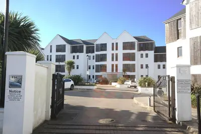 Image de Headland View est un bel appartement de 2 chambres qui surplombe le parcours de golf.