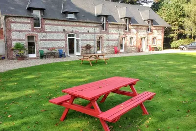 Image de Homerez - Maison cosy à Saint-Léonard, jardin