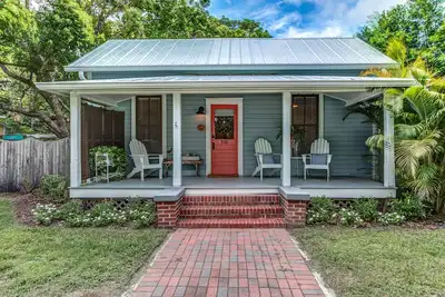 Image de Cottage 2br En Sanford District Historique