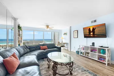 Image de Tours de rivage 3063-2br☀Open 11 au 13 mai 616 $! ViewsGULF Views- Steps 2 Beach!