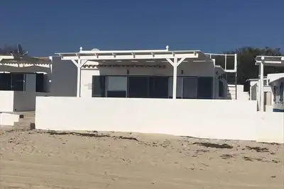 Image de Belle maison de plage à l'île Armona avec vue sur la mer!