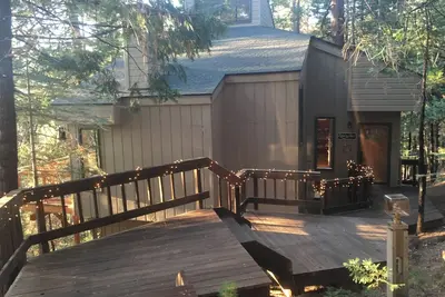 Image de Blue Lake Springs House in the Trees
