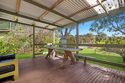 Image de Parkside Beach House Pet Friendly 450m Beach