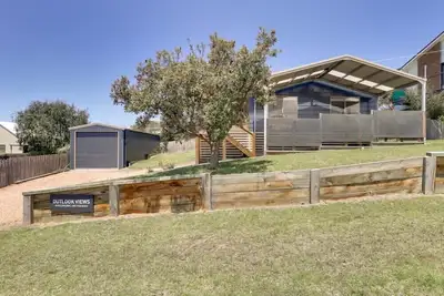 Image de Vues Outlook - Des vues panoramiques sur le lac et des vues partielles sur l'océan donnent le ton