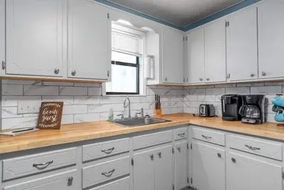 Image de Cozy Cottage contemporain 7mins du centre-ville de Cookeville