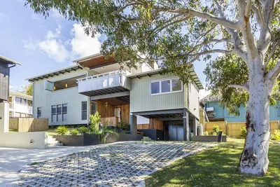 7 Roseby Court - Point Lookout, Qld
