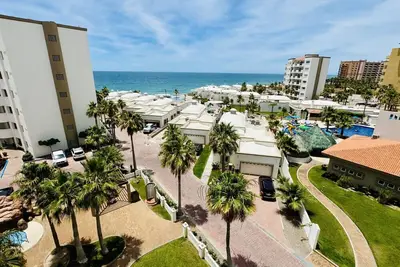 Image de Beau condo de 1½ chambres sur la mer de Cortez à Las Palmas Resort D-503a