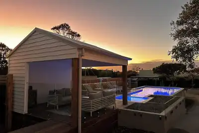 Image de Maison moderne et spacieuse de 5 chambres - située dans le vieux Torquay