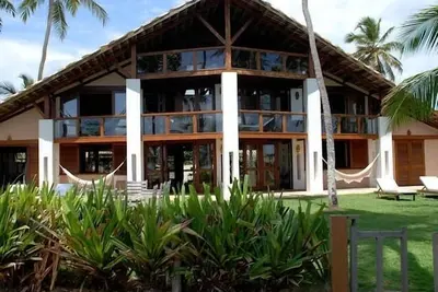 Image de Maison Bord De Mer / 4 Suites - 12 Personnes