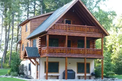 Image de Belle maison de bois haut de gamme situé à 3 km de Elk Mountain