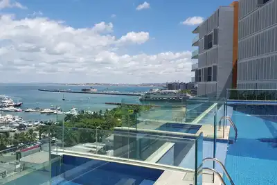 Image de super vue sur la baie de Tous les Saints