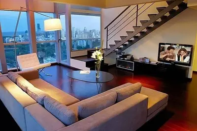 Image de Incroyable 2 Br / 2. 5 Ba, Penthouse au 29 / 30e étage