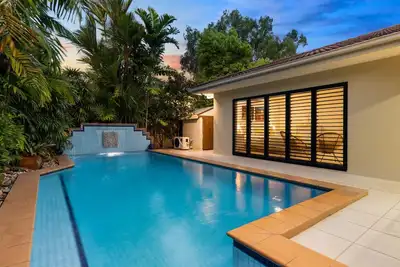 Six Beachside Port Douglas avec piscine chauffée et à quelques pas de la plage