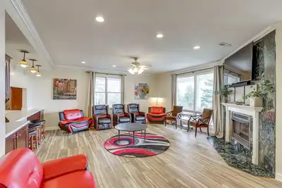 Image de 7 acres maison w / vue sur la montagne - 16 mi à Asheville