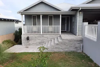 Image de Vues d'Augusta Manning