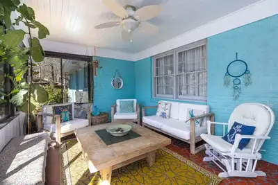 Image de Boho au bord de l'eau! 1750pc - Pêche et 11 couchages!